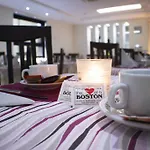 Boston 3* ベラーリア・イジェア・マリーナ